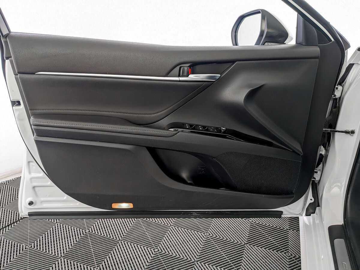Купить Toyota Camry, 2019, 186 689 км, фото №19