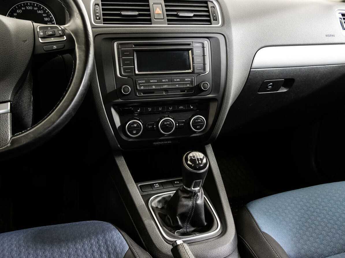Купить Volkswagen Jetta, 2013, 91 375 км, фото №10