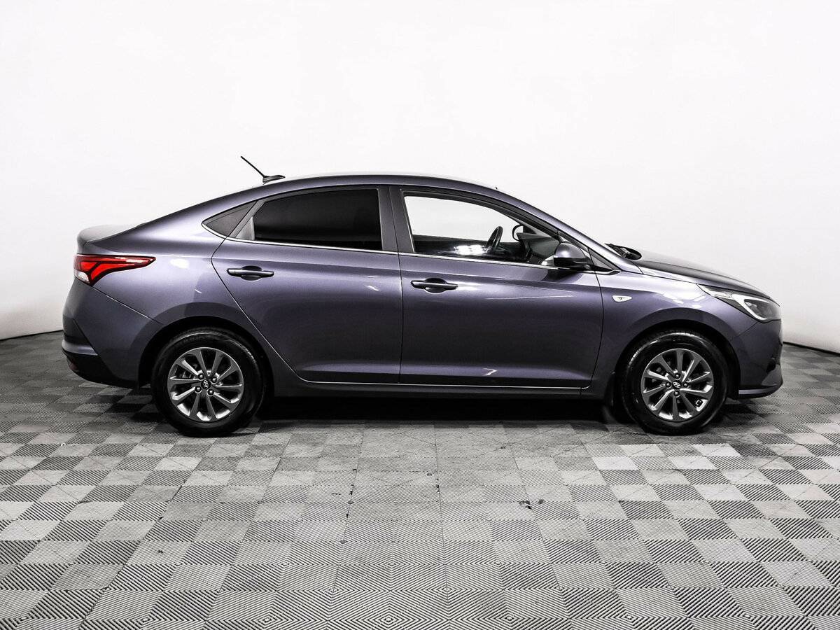 Купить Hyundai Solaris, 2021, 49 293 км, фото №4