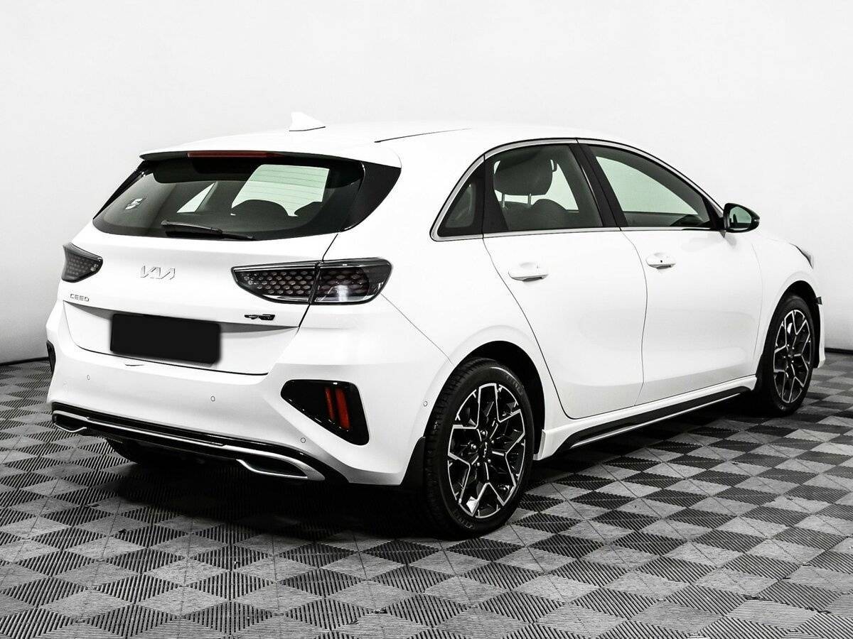 Купить Kia Ceed, 2022, 68 407 км, фото №5