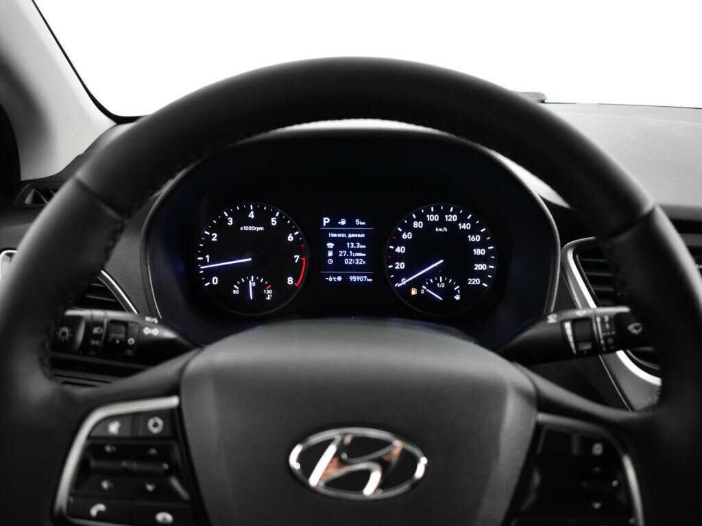 Купить Hyundai Solaris, 2017, 95 890 км, фото №11
