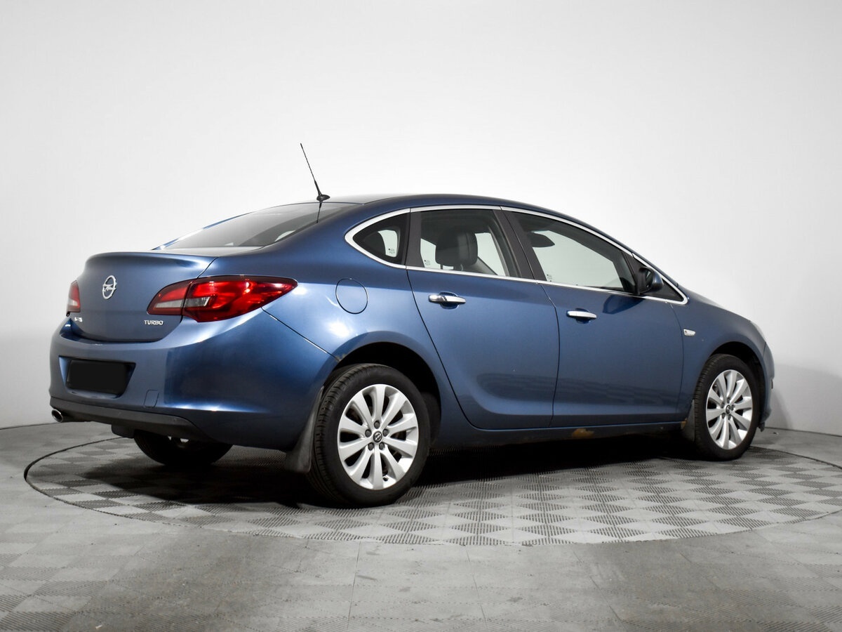 Купить Opel Astra J Рестайлинг, 2013, 210 797 км, фото №4