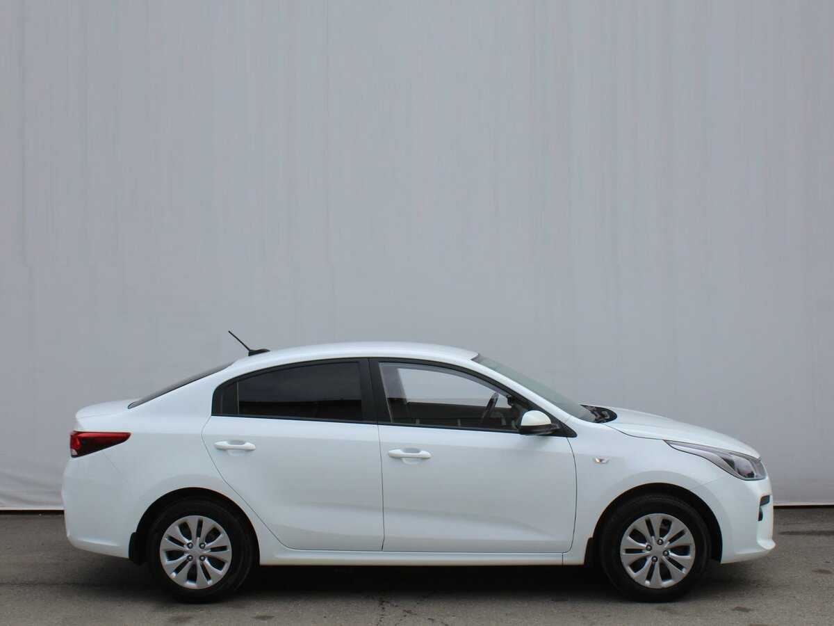 Купить Kia Rio, 2018, 70 000 км, фото №4