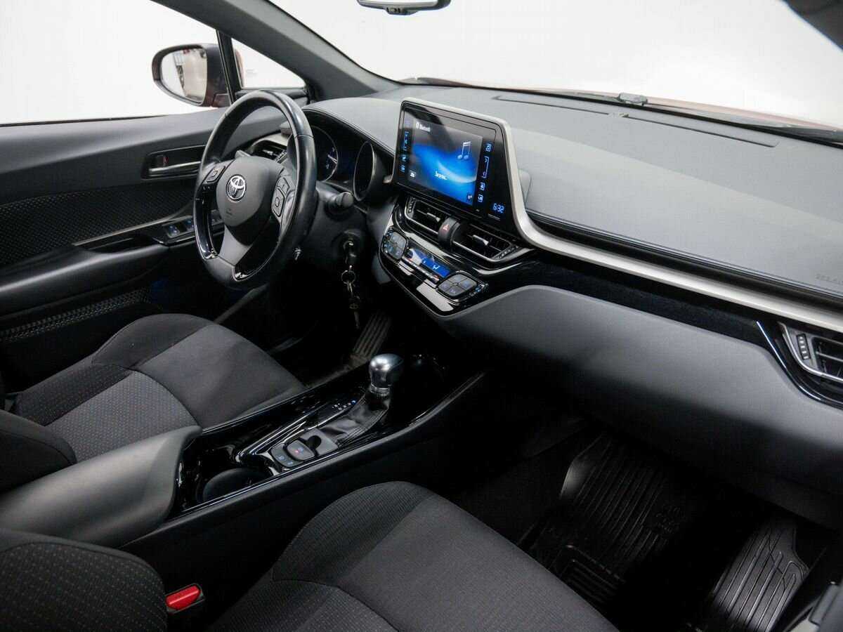 Купить Toyota C-HR, 2018, 91 000 км, фото №5