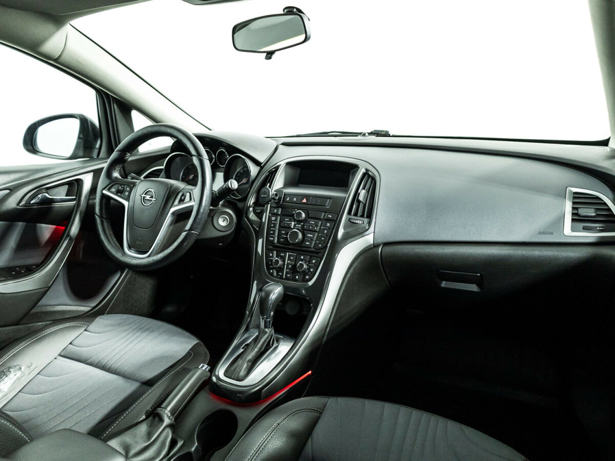 Купить Opel Astra J Рестайлинг, 2013, 153 570 км, фото №7