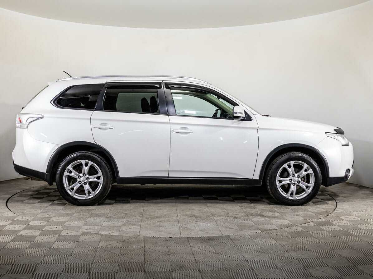 Купить Mitsubishi Outlander, 2014, 144 158 км, фото №4