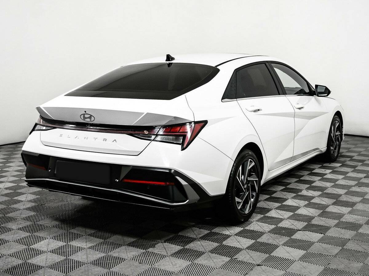 Купить Hyundai Elantra, 2023, 38 900 км, фото №5