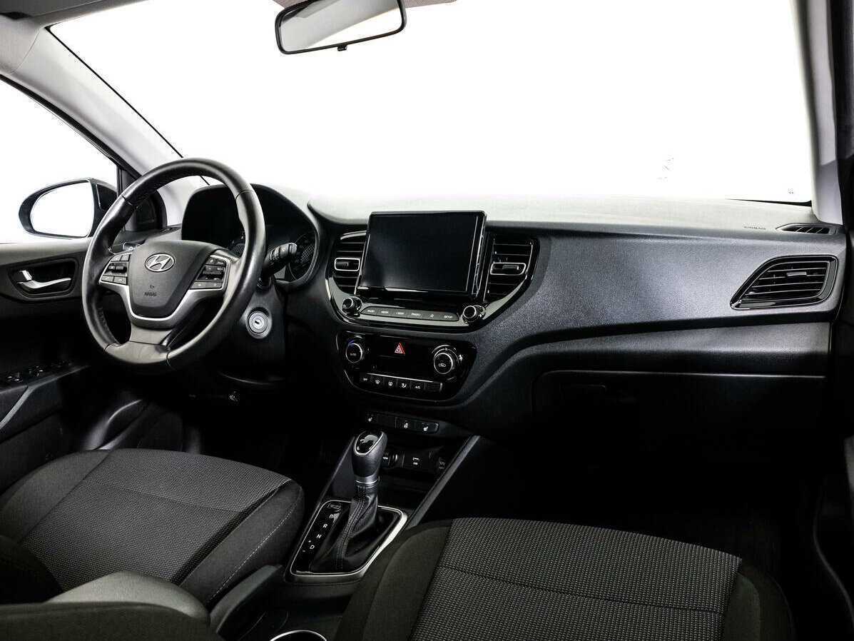 Купить Hyundai Solaris, 2020, 45 742 км, фото №9