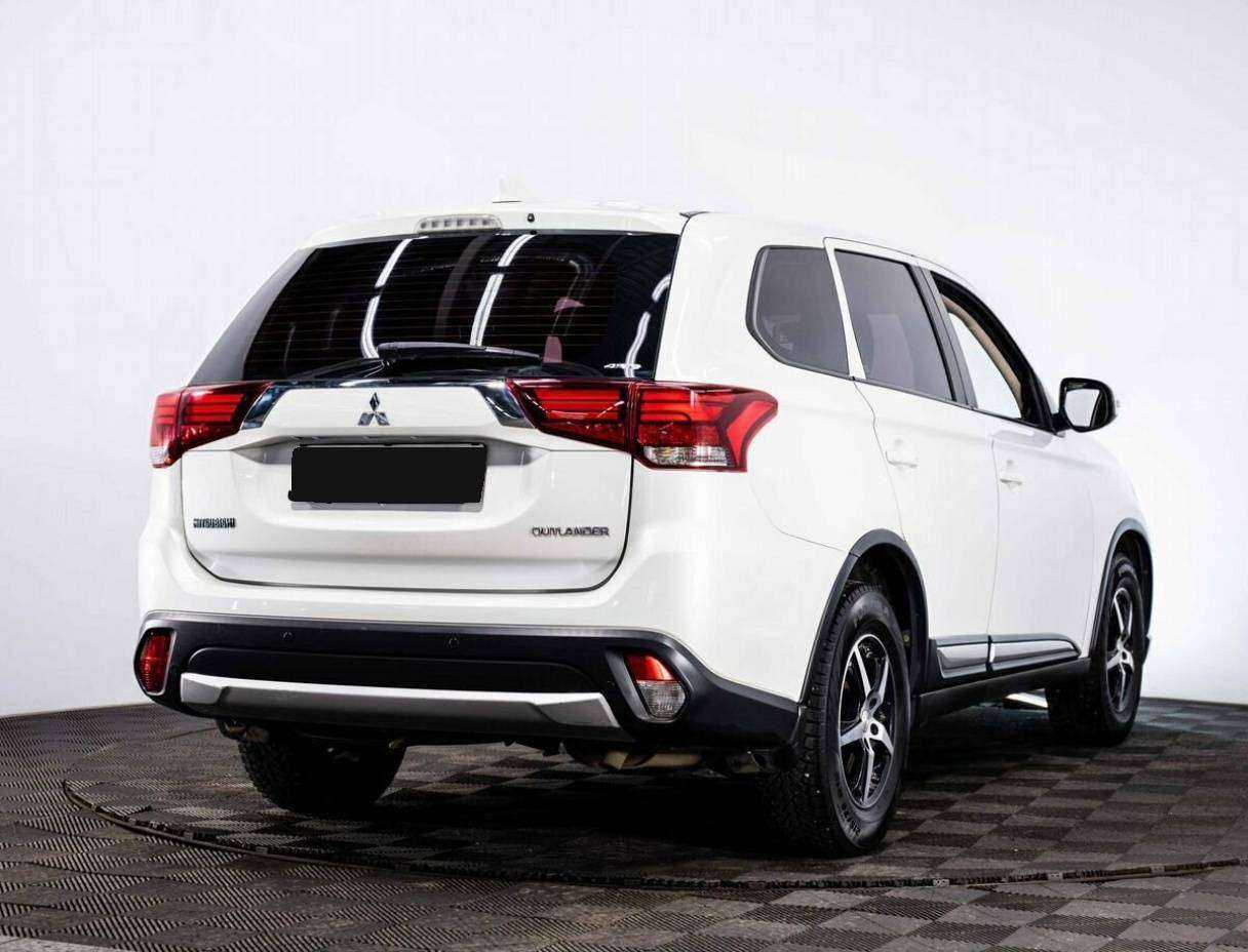 Купить Mitsubishi Outlander, 2017, 152 152 км, фото №6