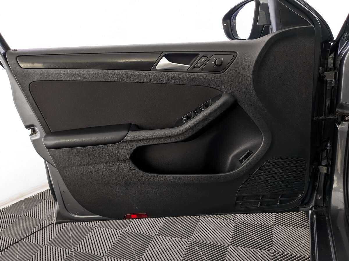 Купить Volkswagen Jetta, 2012, 125 436 км, фото №14