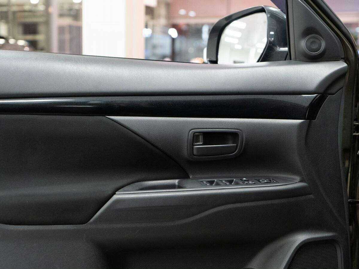 Купить Mitsubishi Outlander, 2018, 98 200 км, фото №15