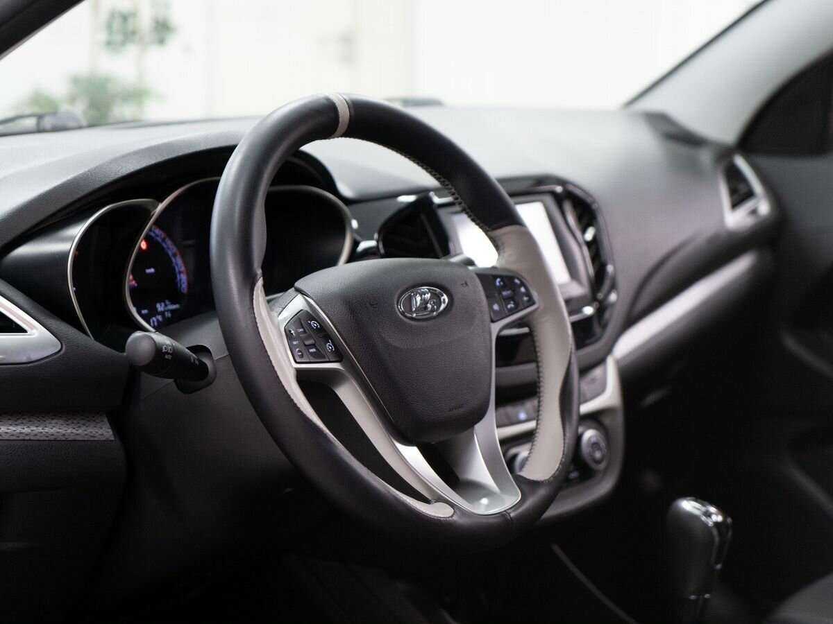 Купить Lada (ВАЗ) Vesta SW Cross, 2018, 84 500 км, фото №5