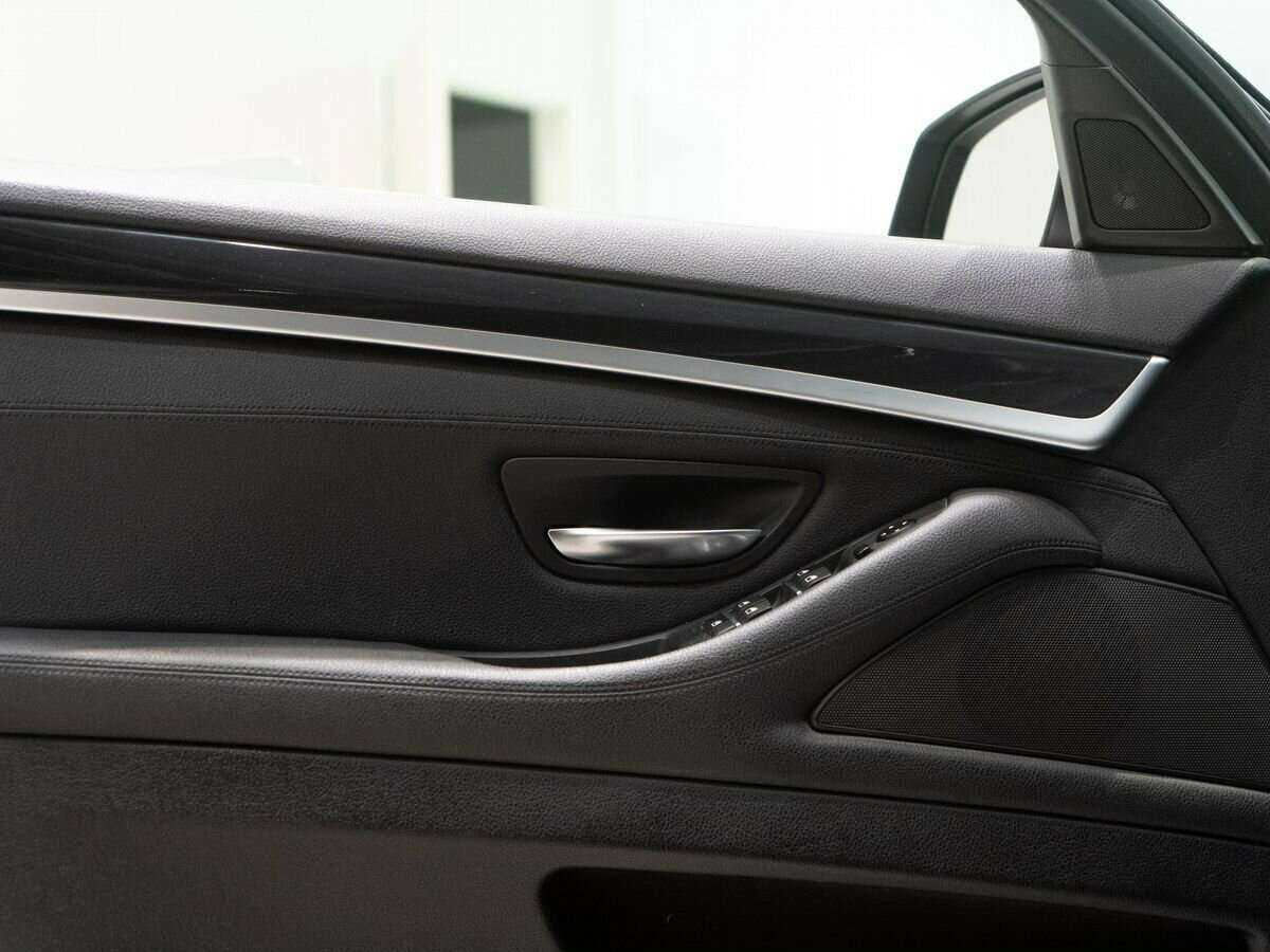 Купить BMW 5 серии 520i, 2016, 162 000 км, фото №16
