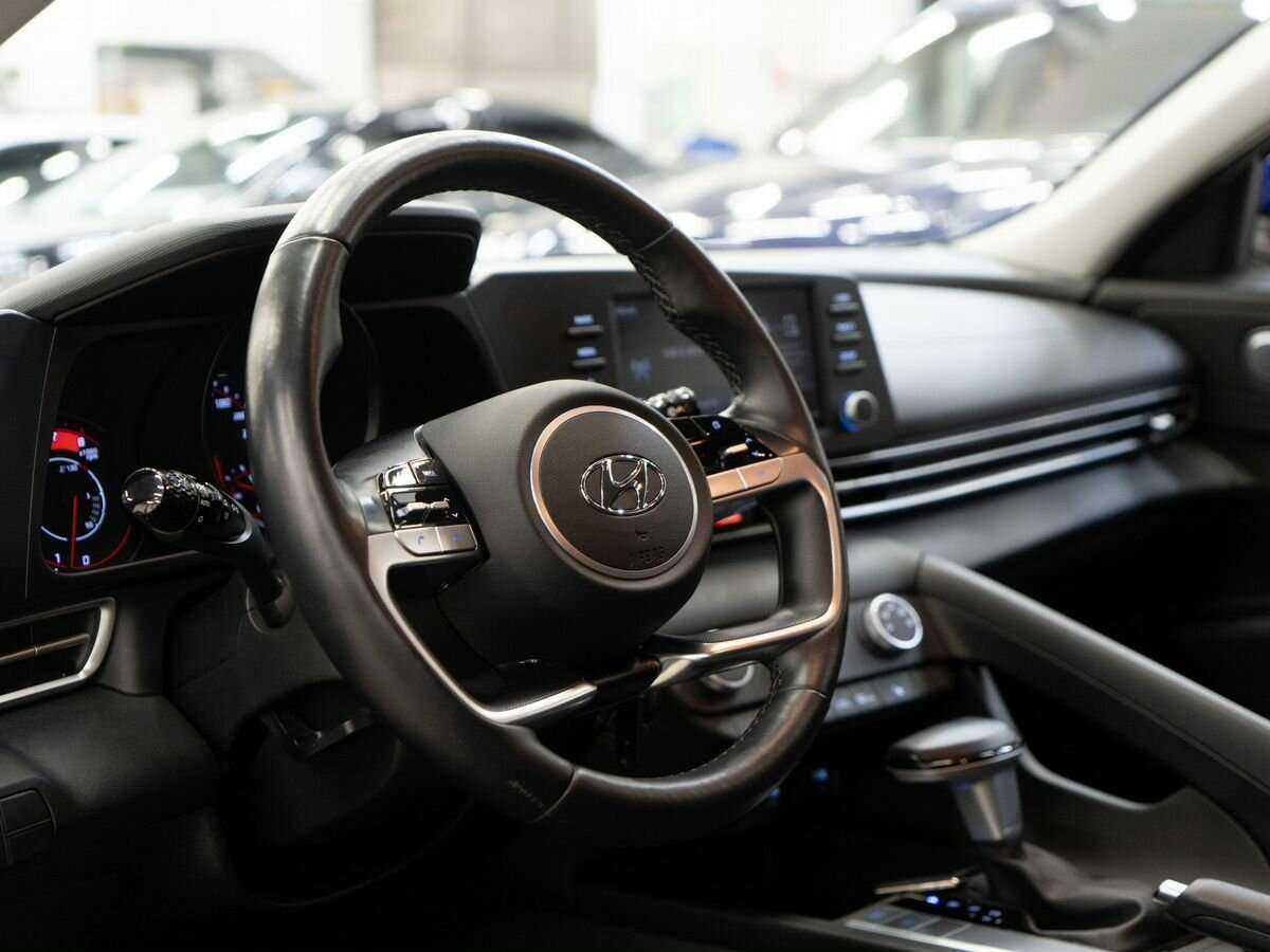 Купить Hyundai Elantra, 2021, 10 000 км, фото №6