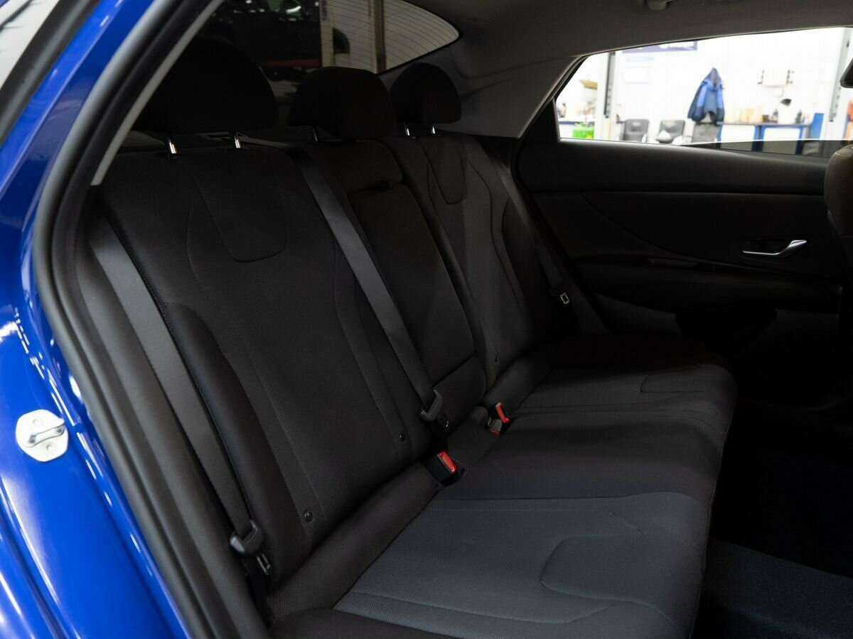 Купить Hyundai Elantra, 2021, 10 000 км, фото №9