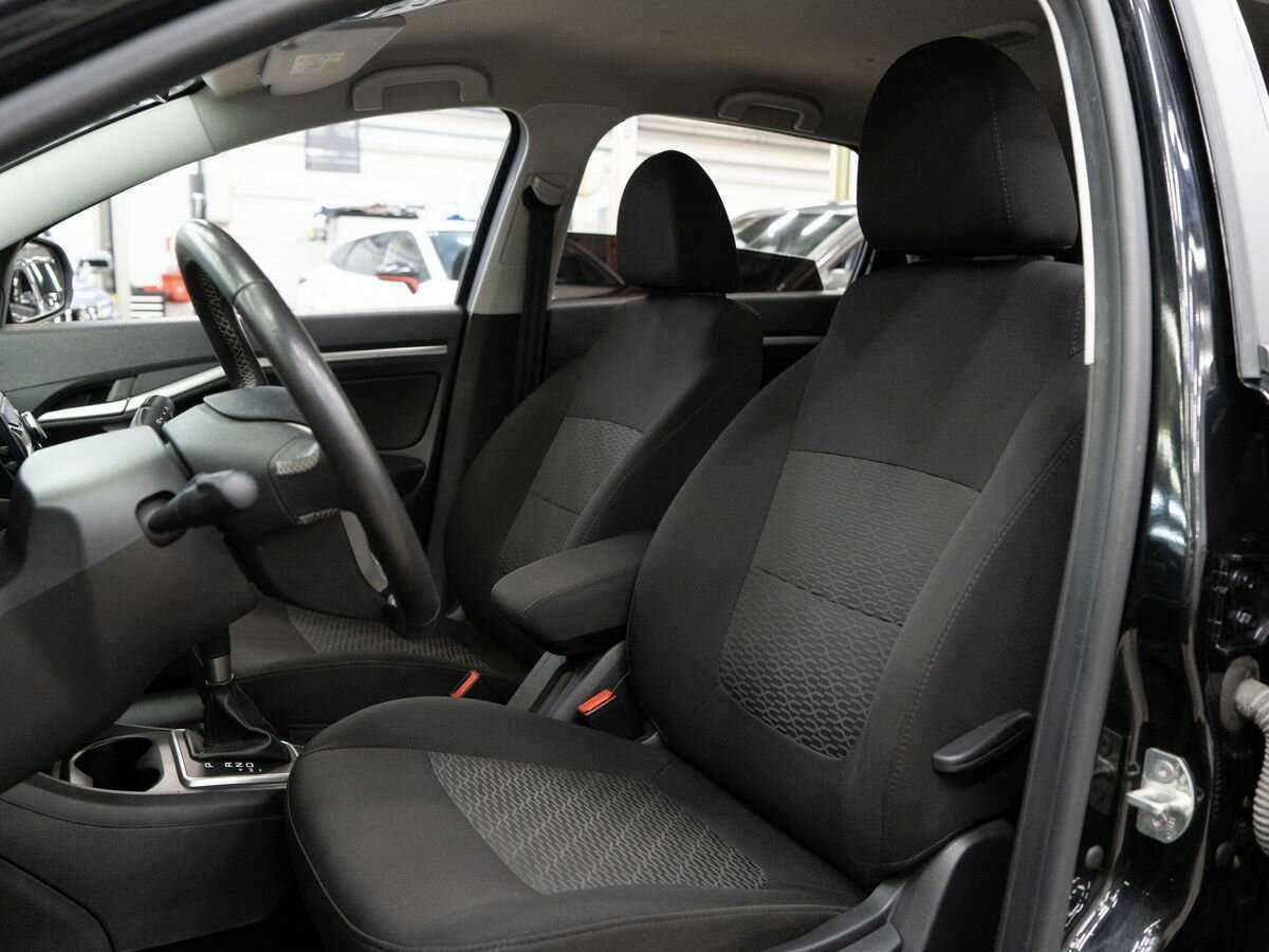 Купить Lada (ВАЗ) Vesta SW, 2020, 87 000 км, фото №6