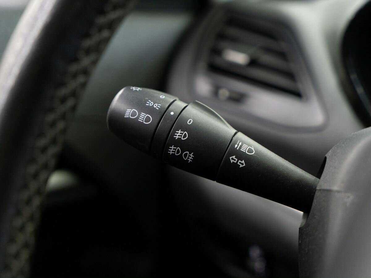 Купить Lada (ВАЗ) Vesta SW, 2020, 87 000 км, фото №16