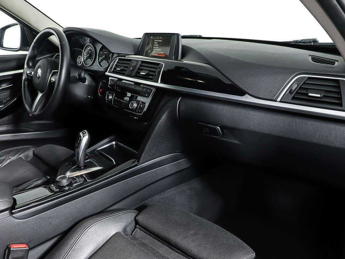 Купить BMW 3 серии 320d xDrive, 2016, 118 900 км, фото №9