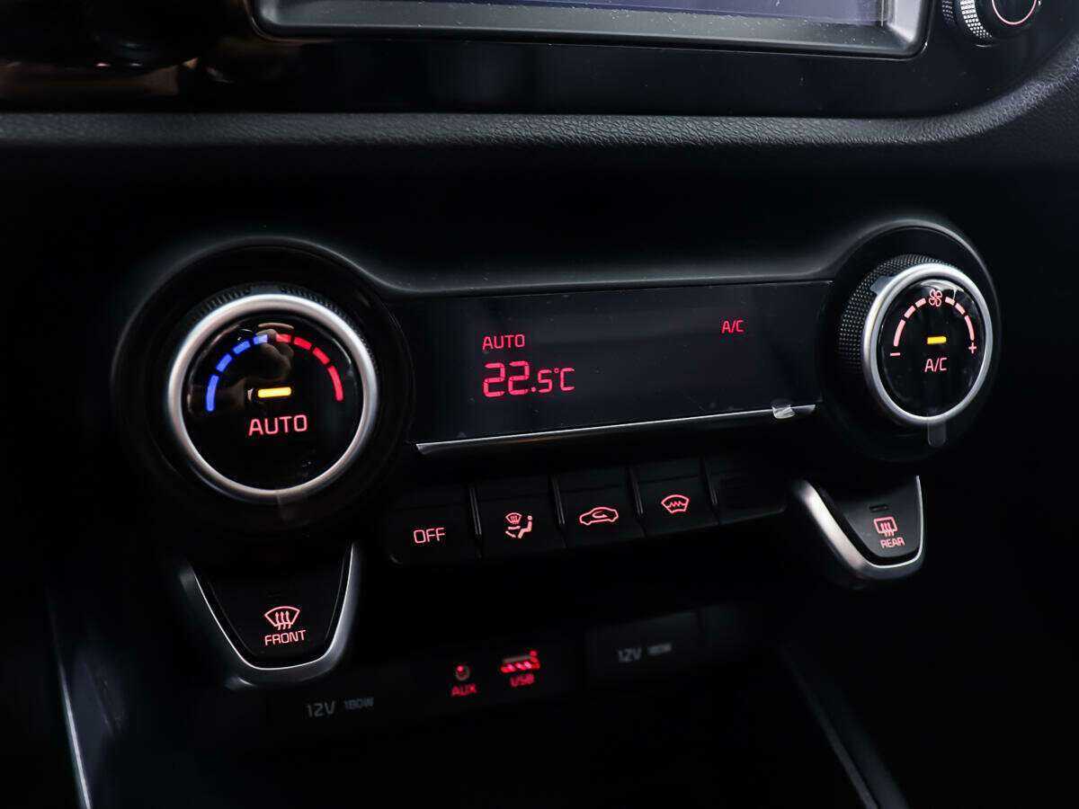 Купить Kia Rio, 2017, 48 173 км, фото №17