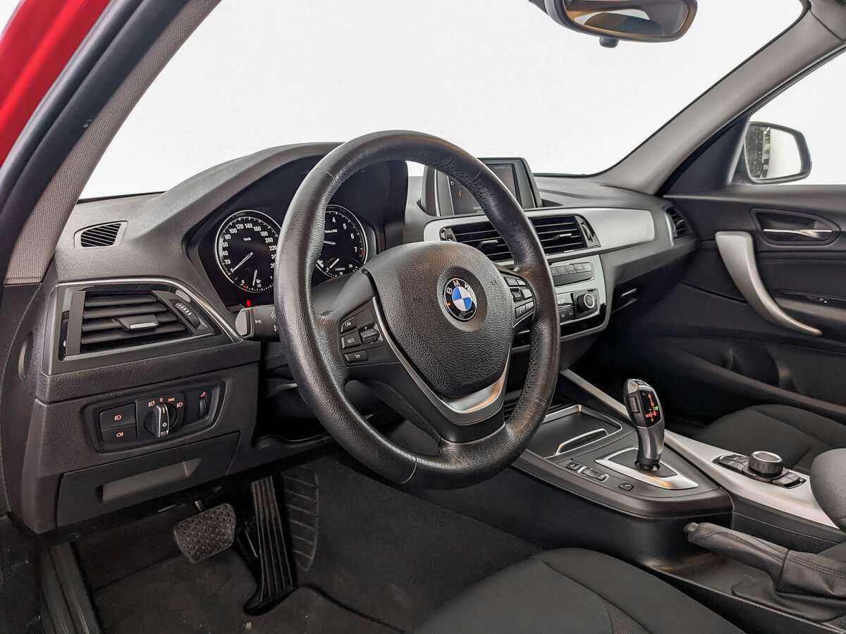 Купить BMW 1 серии 118i, 2017, 72 778 км, фото №14