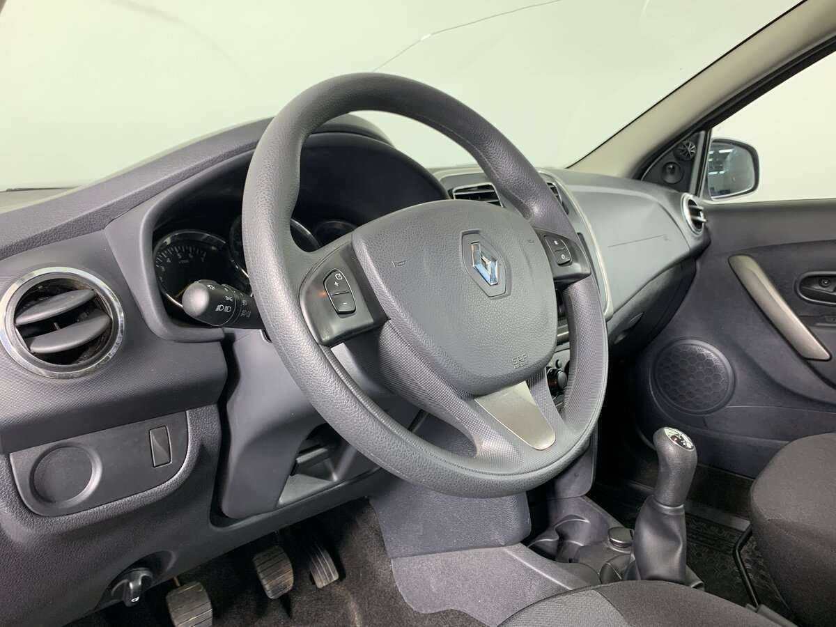 Купить Renault Sandero, 2017, 150 759 км, фото №9