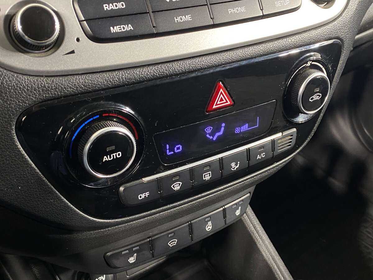 Купить Hyundai Solaris, 2019, 41 000 км, фото №13