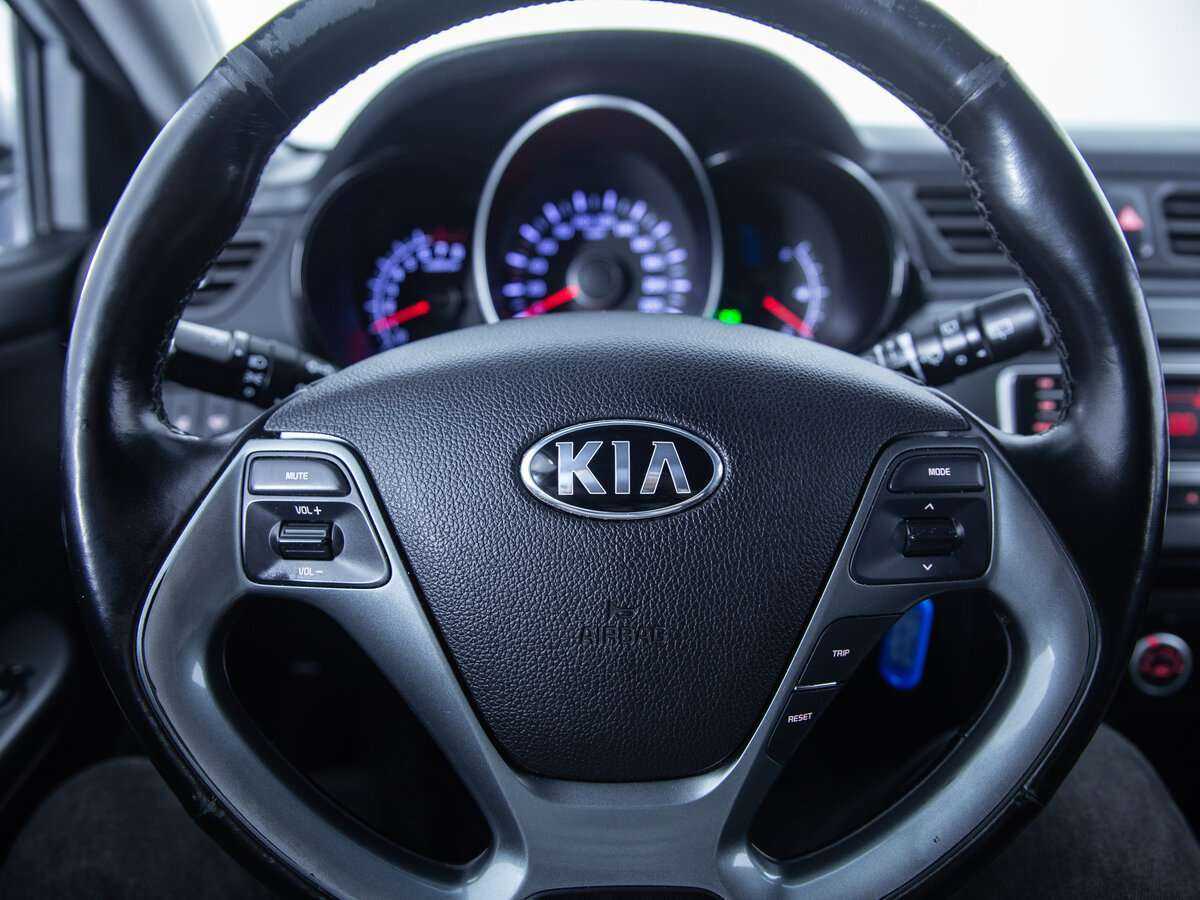Купить Kia Rio, 2017, 100 987 км, фото №12
