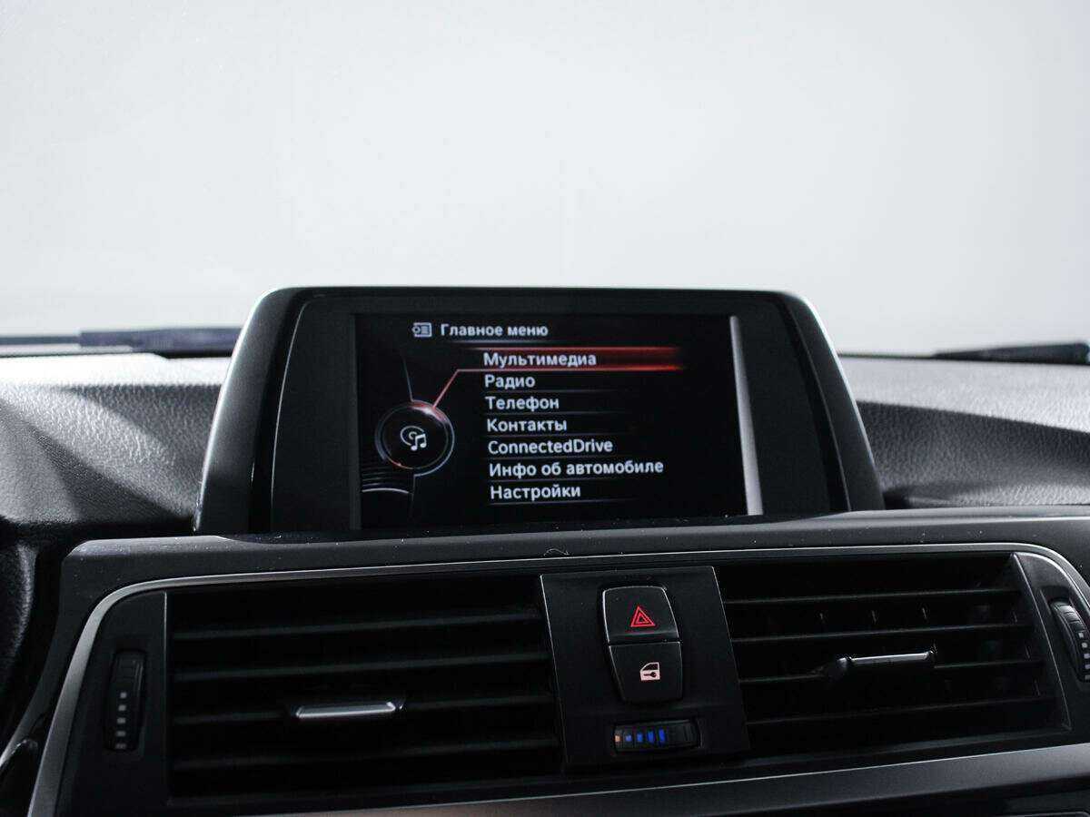 Купить BMW 3 серии 318i, 2017, 83 152 км, фото №15