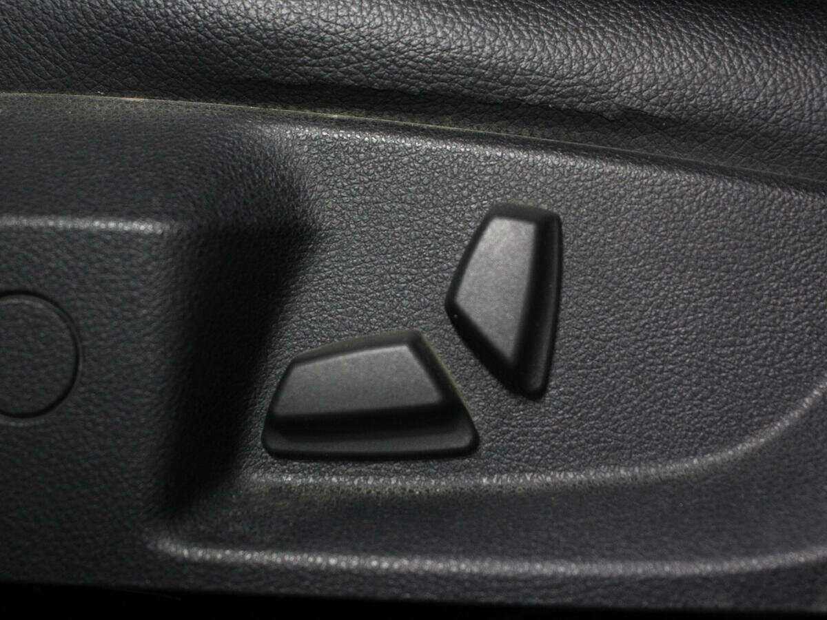 Купить BMW 5 серии 528i xDrive, 2012, 237 085 км, фото №14