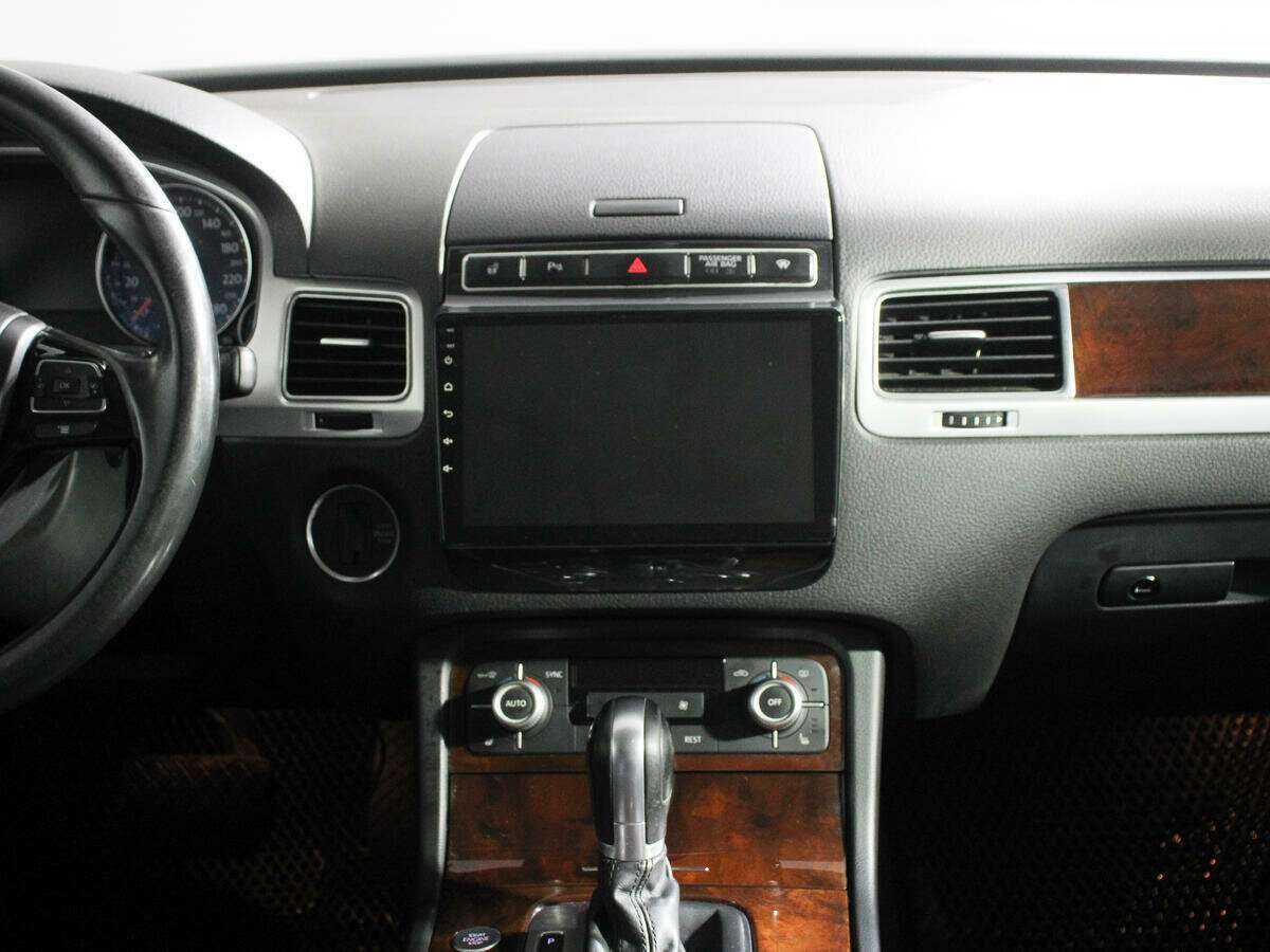 Купить Volkswagen Touareg, 2015, 177 224 км, фото №10