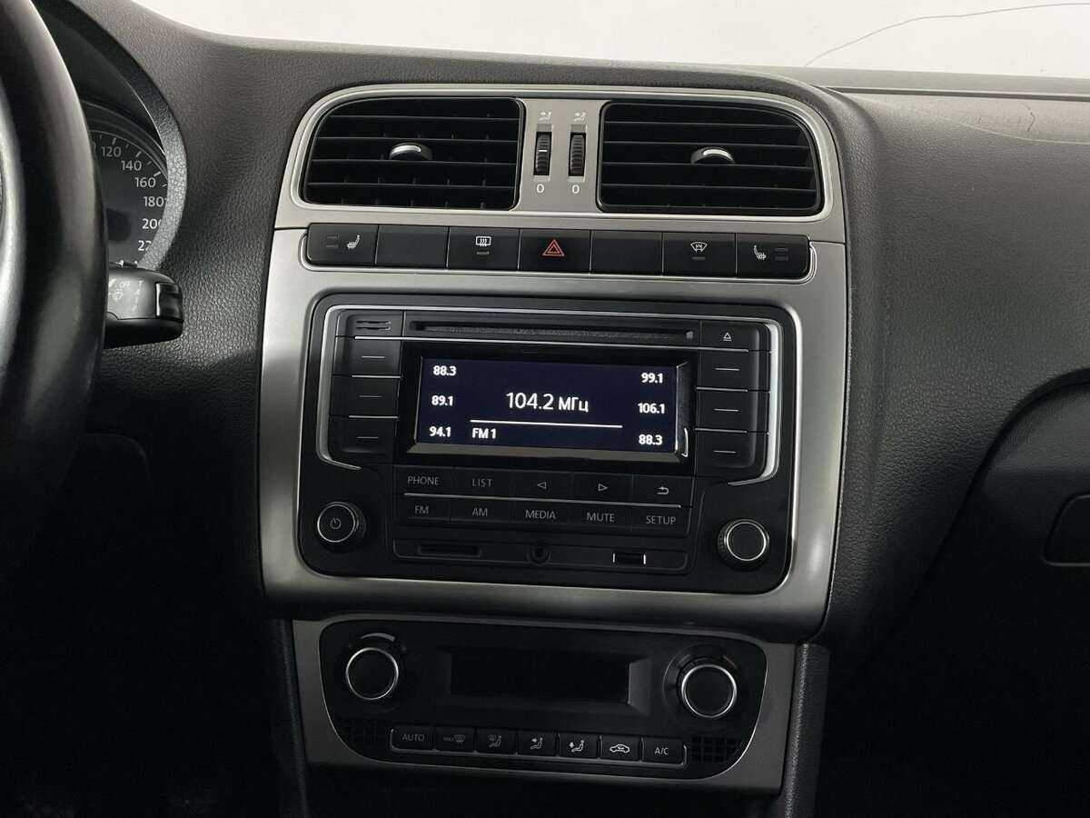 Купить Volkswagen Polo, 2015, 205 652 км, фото №11