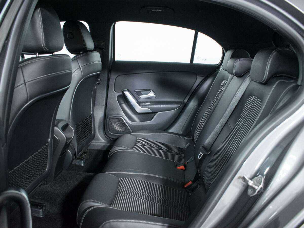 Купить Mercedes-Benz A-Класс 200, 2019, 45 200 км, фото №10