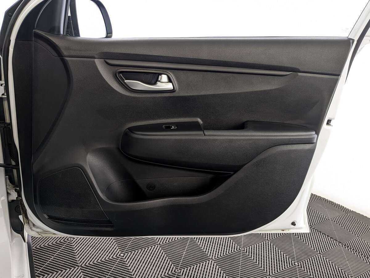 Купить Kia Rio X-Line, 2019, 78 073 км, фото №24