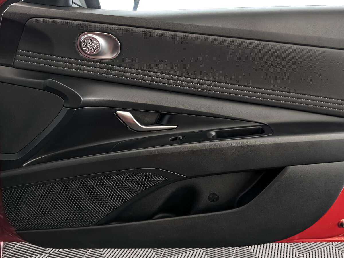 Купить Hyundai Elantra, 2021, 15 000 км, фото №21