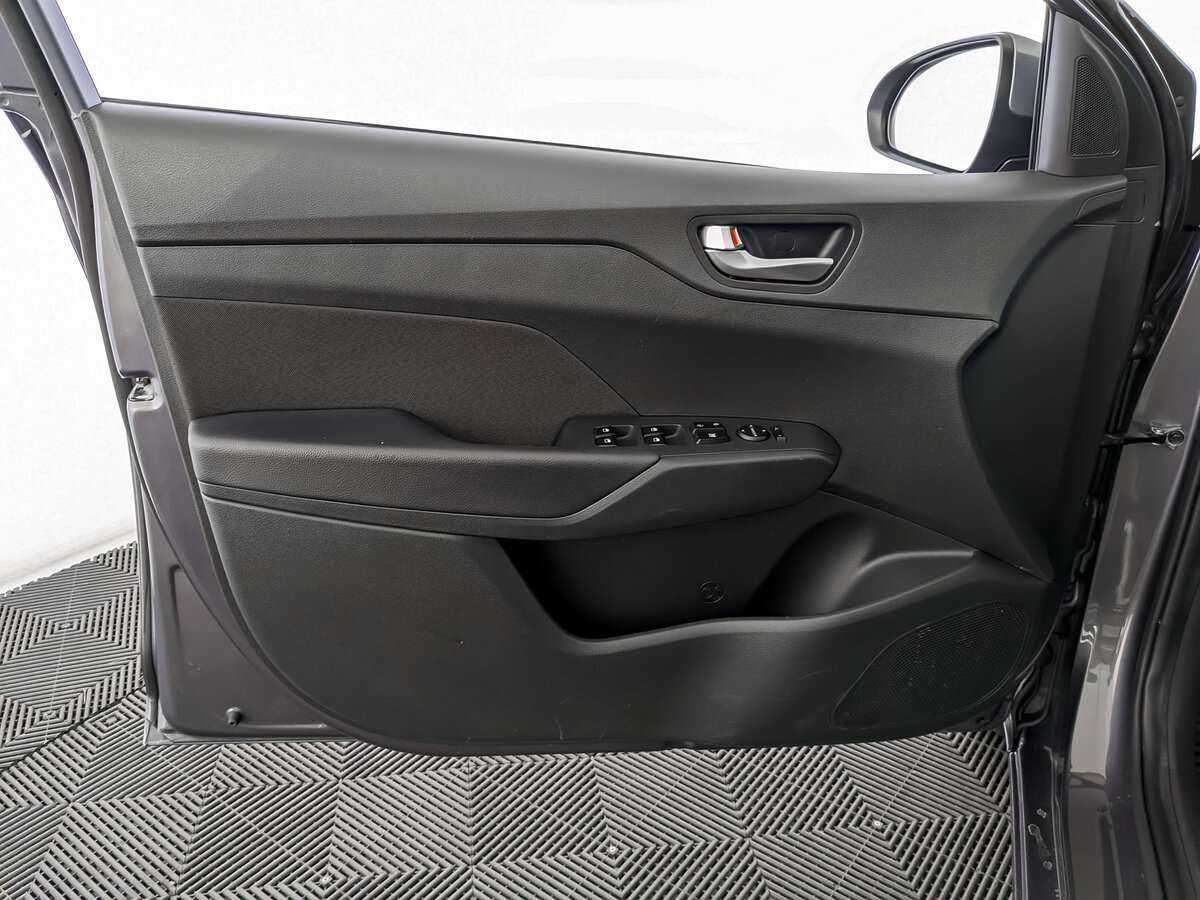 Купить Hyundai Solaris, 2022, 36 075 км, фото №14