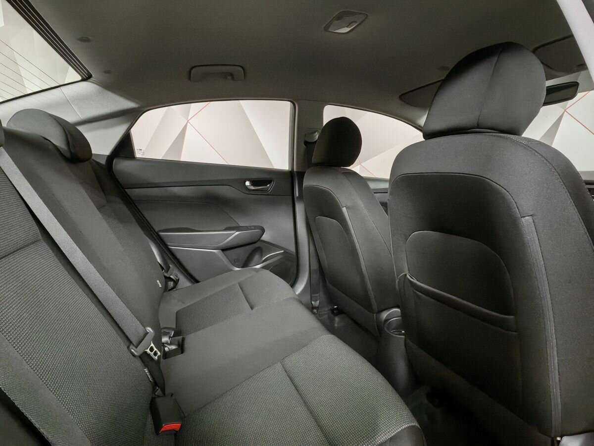 Купить Hyundai Solaris, 2019, 126 526 км, фото №12