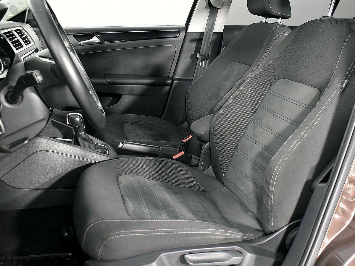 Купить Volkswagen Jetta, 2017, 116 372 км, фото №7