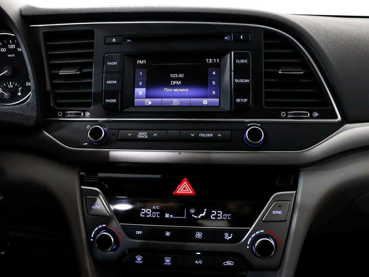 Купить Hyundai Elantra, 2017, 112 000 км, фото №13