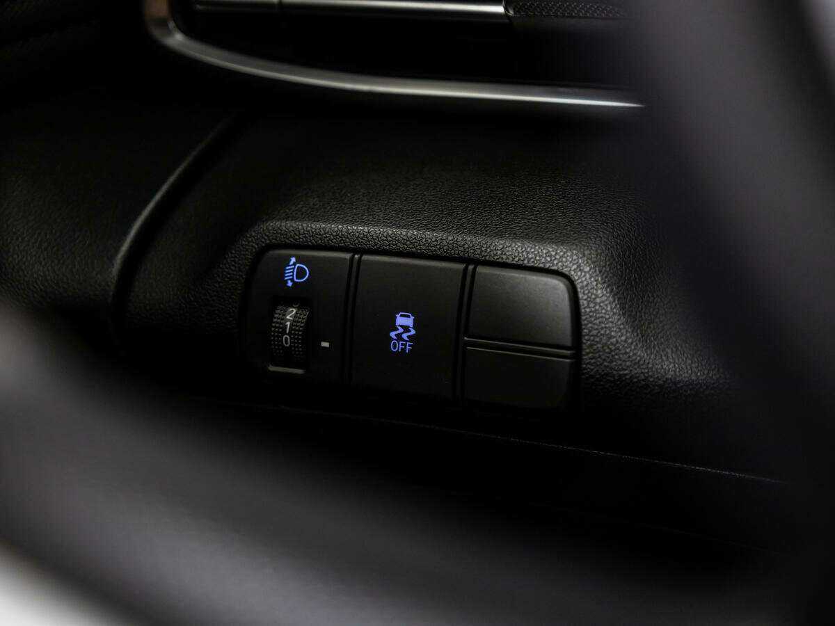 Купить Hyundai Elantra, 2020, 75 754 км, фото №13