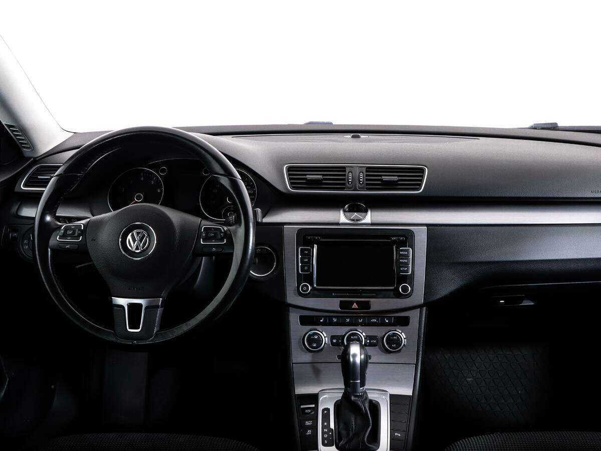 Купить Volkswagen Passat, 2014, 140 700 км, фото №9