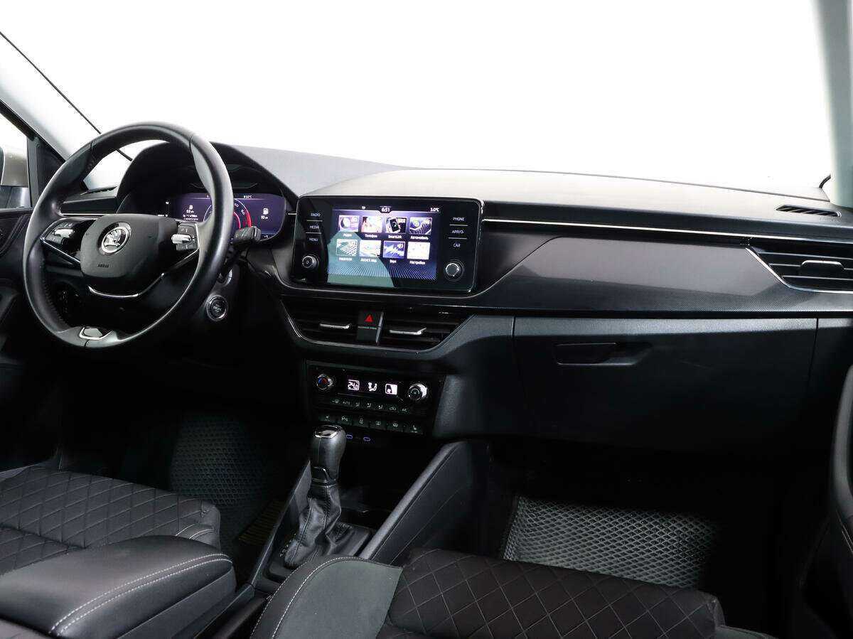 Купить Skoda Rapid, 2021, 90 000 км, фото №8