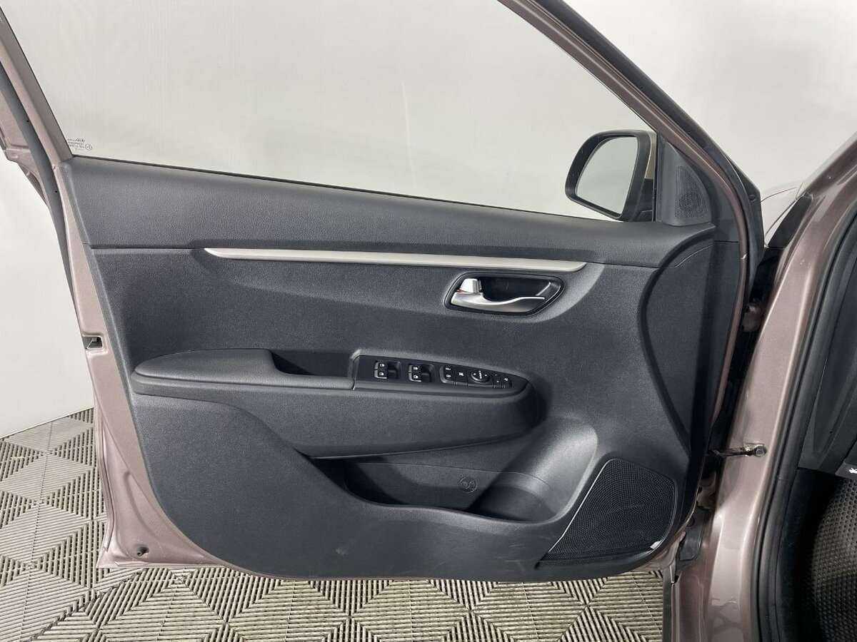 Купить Kia Rio X, 2021, 69 362 км, фото №8