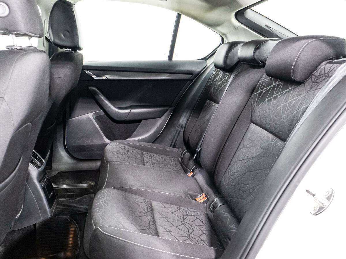 Купить Skoda Octavia, 2019, 108 928 км, фото №10