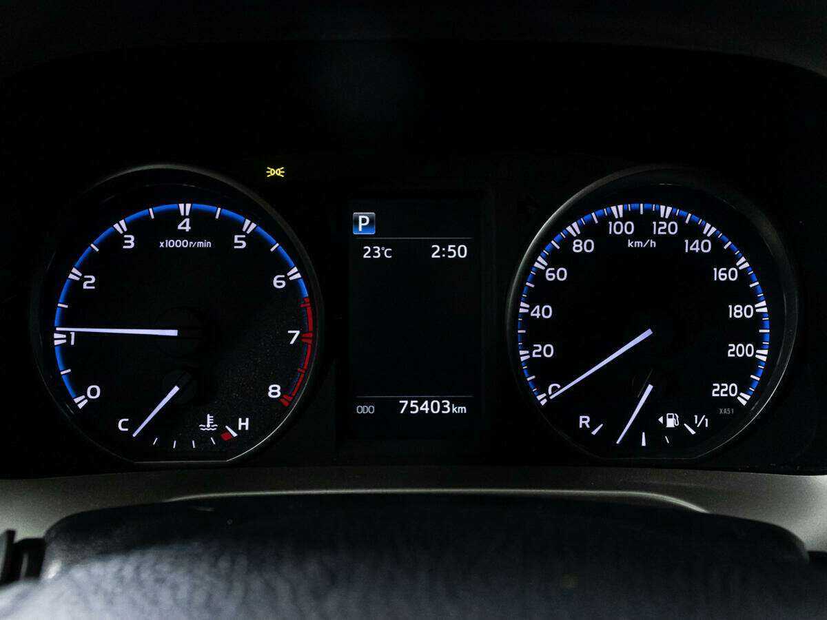 Купить Toyota RAV4, 2017, 75 000 км, фото №12