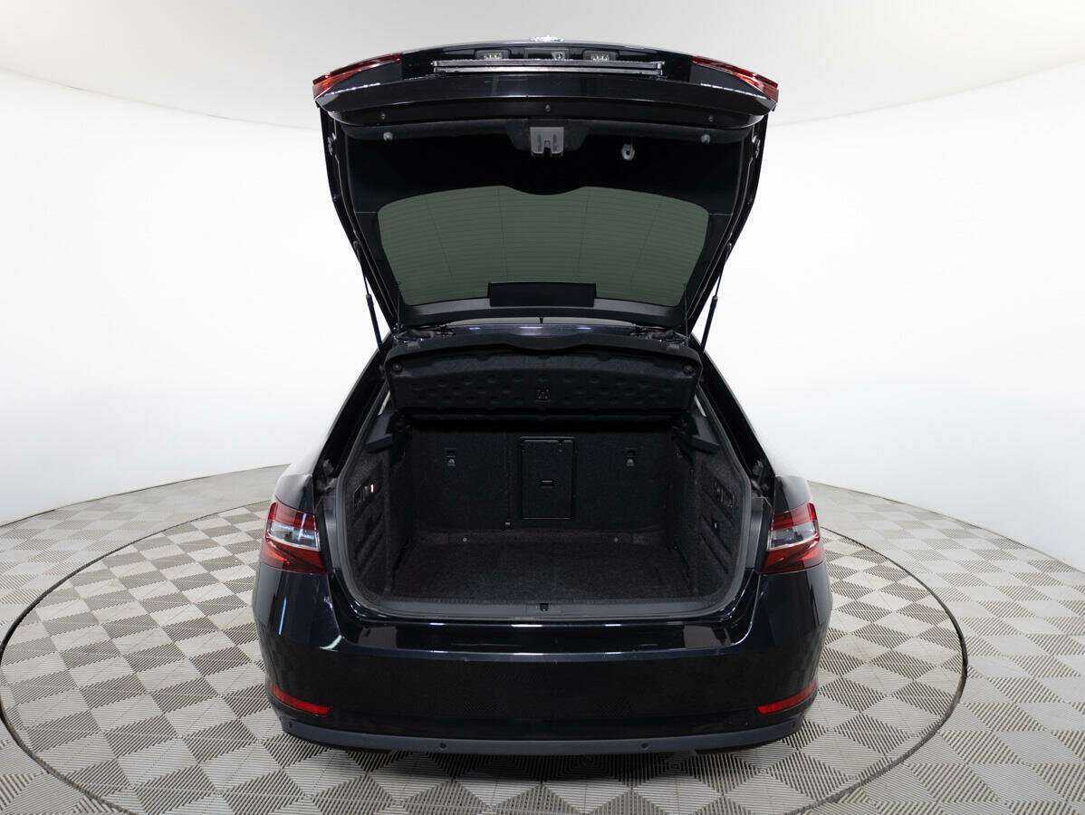 Купить Skoda Superb, 2016, 116 556 км, фото №17