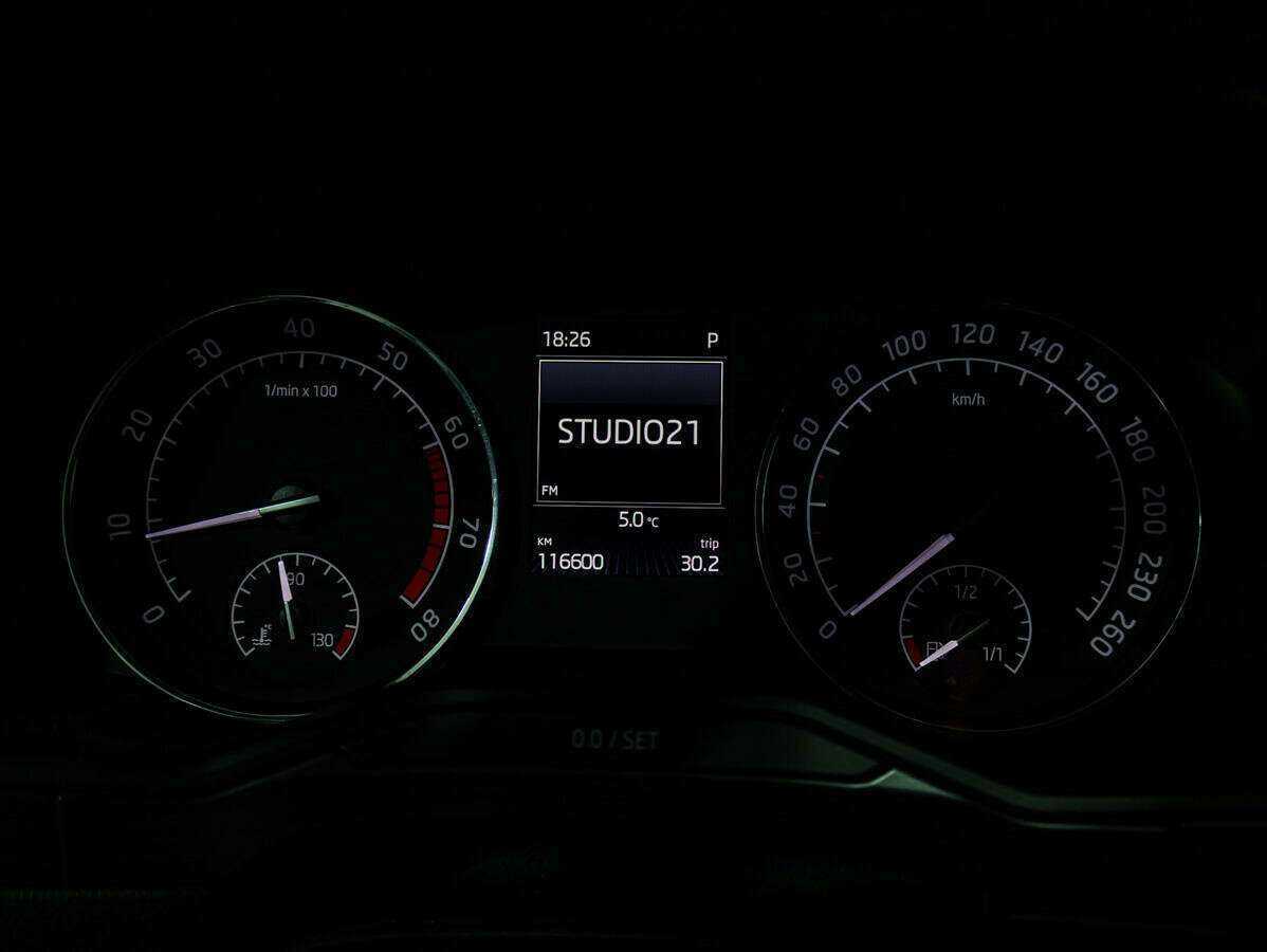 Купить Skoda Superb, 2016, 116 556 км, фото №18