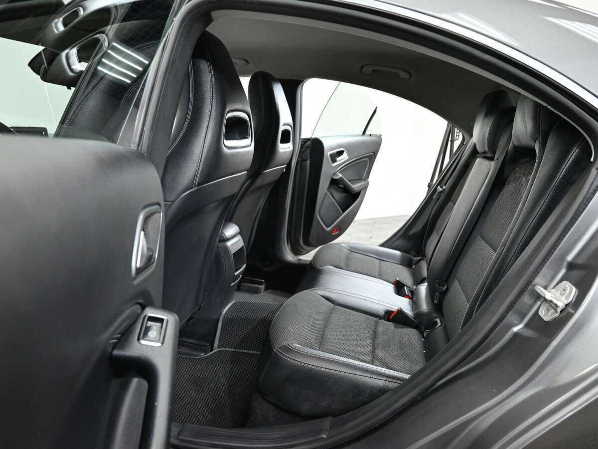 Купить Mercedes-Benz CLA 200, 2013, 132 000 км, фото №11