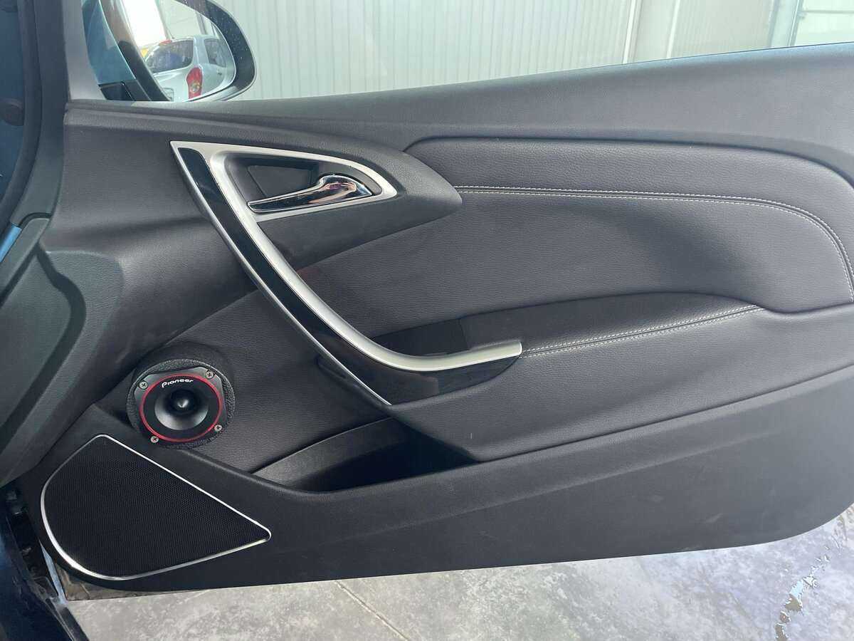 Купить Opel Astra GTC, 2014, 148 770 км, фото №17