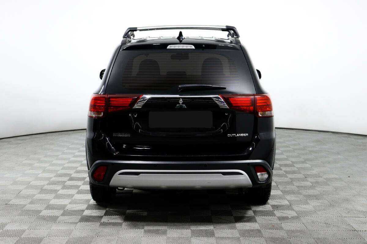 Купить Mitsubishi Outlander, 2018, 101 000 км, фото №6