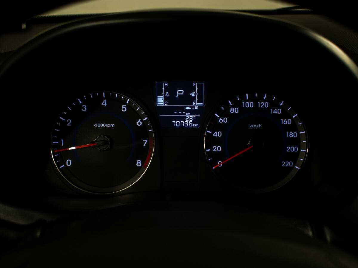 Купить Hyundai Solaris, 2016, 70 051 км, фото №12